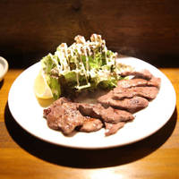 ビールに牛タン、キャブ玉