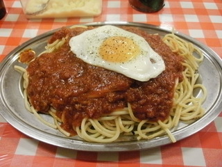 ミートソース 目玉焼き