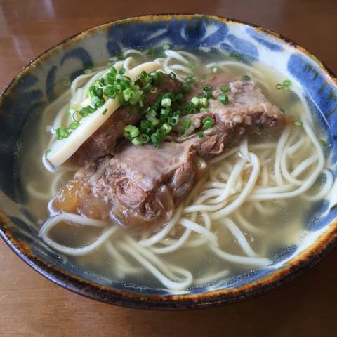 八重山ソーキそば　中