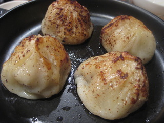焼き小籠包