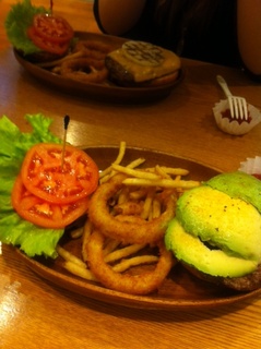 アボカドバーガー