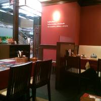 Asian Dining ＆Bar SAPANAパレスサイド店