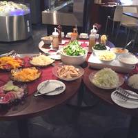 サラダビュッフェ