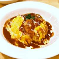本格デミグラソースのオムライス