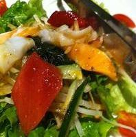 魚民海鮮サラダ