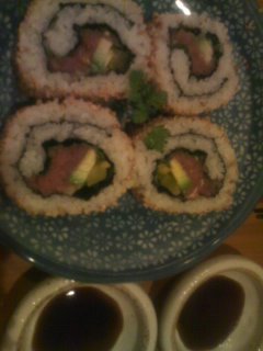 ねぎとろとアボカドののり巻き