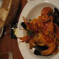 海老とムール貝のトマトソース