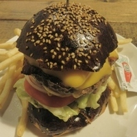 ベーコンチーズバーガー