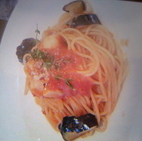 貝柱とナスのトマトパスタ