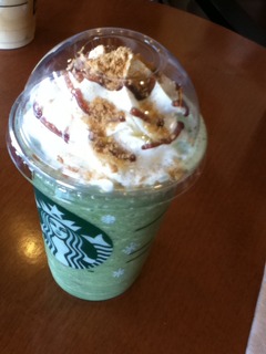 あずき　抹茶　クリーム　フラペチーノ