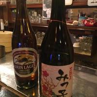 手羽先、卵焼き、ネギマ、やみつきキャベツ…