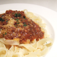 ミートソースのフェットチーニ