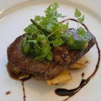 牛肉のステーキ