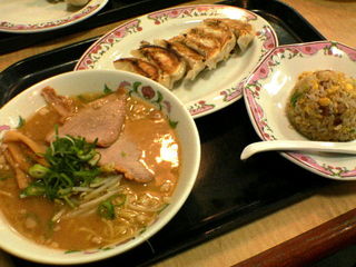 ラーメン餃子定食