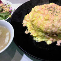 たっぷり玉子のふわとろオムライスランチ