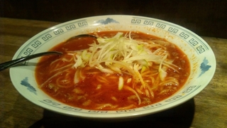 牛すじピリ辛ラーメン