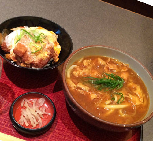 カレーうどんとカツ丼セット