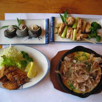 サザエのつぼ焼き、焼き鳥、フグのから揚げ…