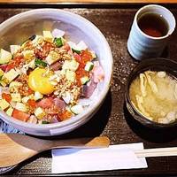 海鮮ばらちらし丼