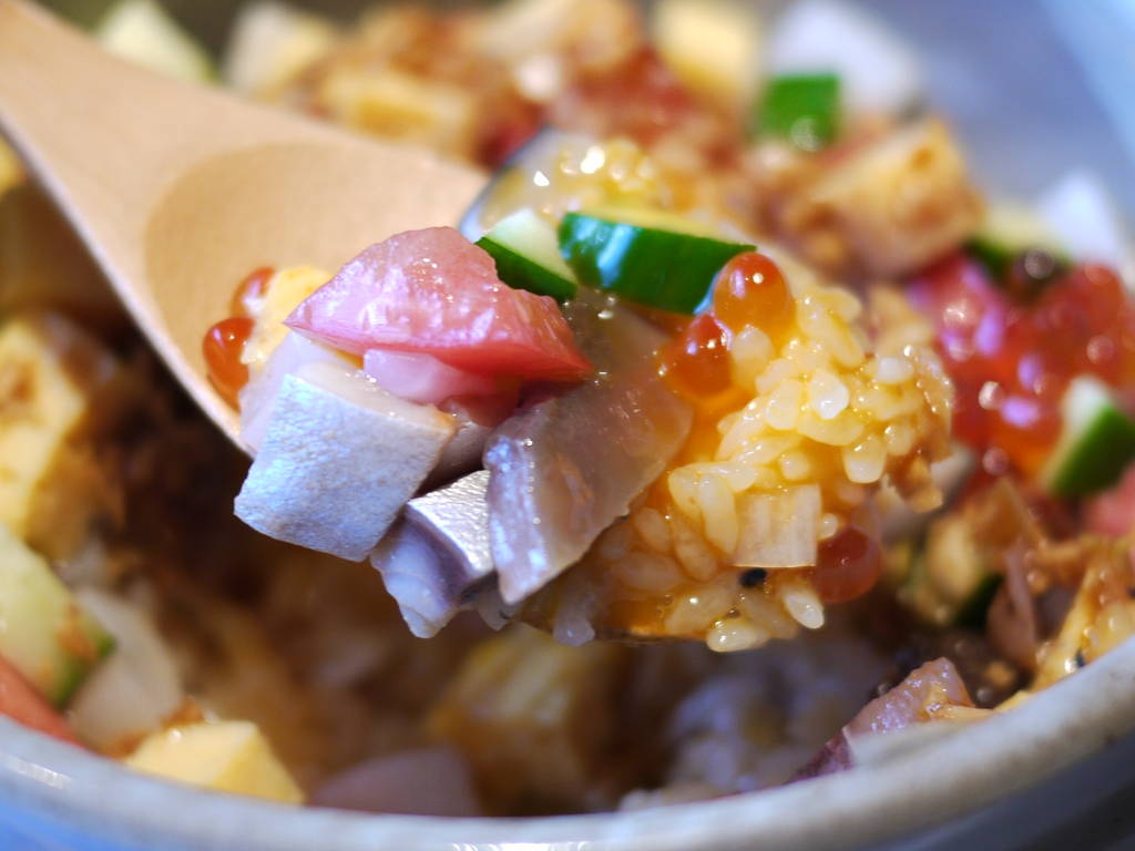 海鮮ばらちらし丼