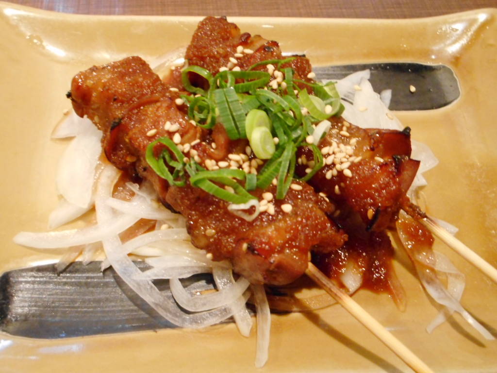 ホルモン串焼き