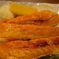 鮭ハラスの塩焼き
