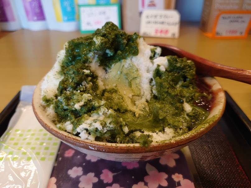 抹茶スノーアイス(800円)
