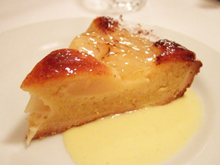 洋ナシのタルト