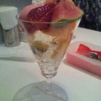 フルーツパフェ