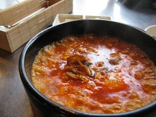 スンドゥブチゲ