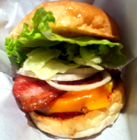 佐世保バーガー