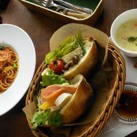 ピタパンプレート