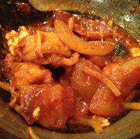 韓国石鍋ホルモン焼き