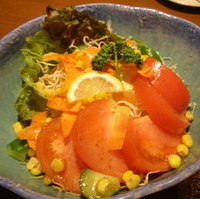 野菜たっぷりサラダ