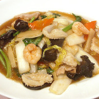 五目あんかけ焼きそば