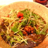 黒ゴマタンタン麺