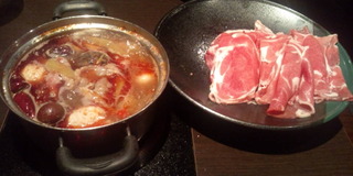 四川風麻辣スープ鍋