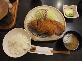 特選厚切りロース定食