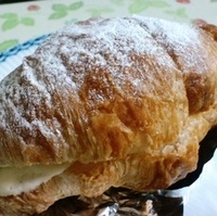 カスタードクロワッサン
