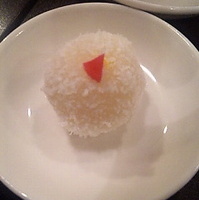 ココナッツ団子