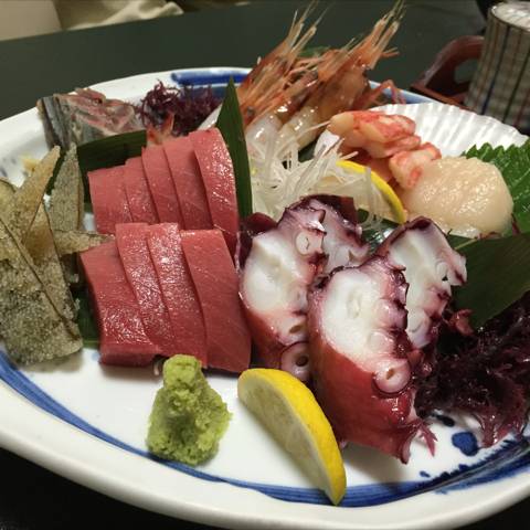 刺身盛り合わせ