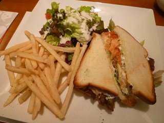 サーモンサンドイッチ