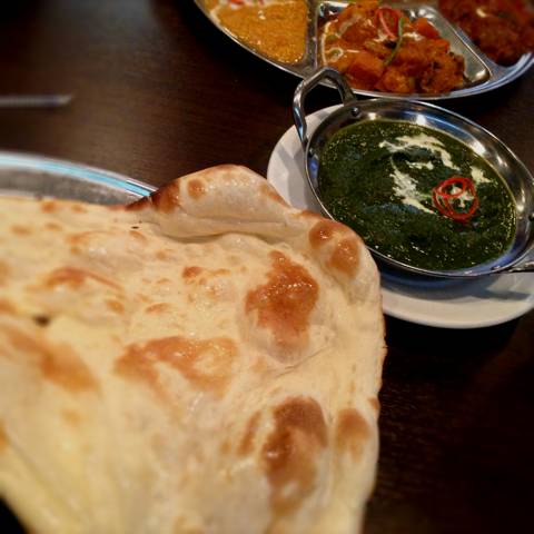 ほうれん草とチーズのカレー