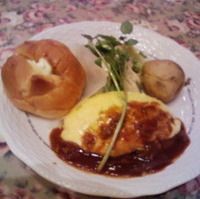 ＫＵＫＵラケル特製煮込みソースのオムライス