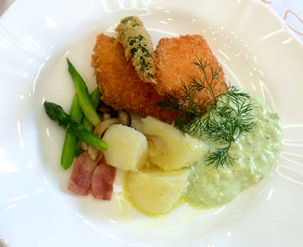 月代わりのサービスランチ