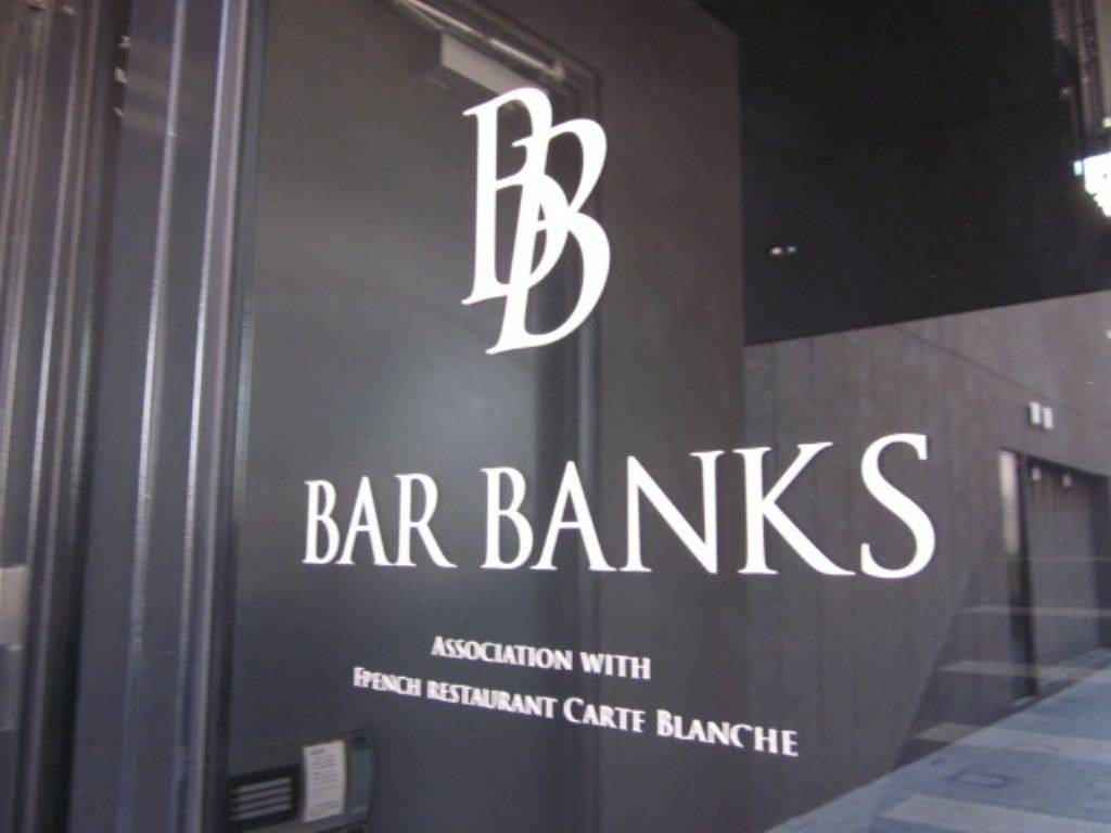 BAR BANKS