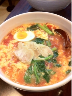 トマト玉子ラーメン