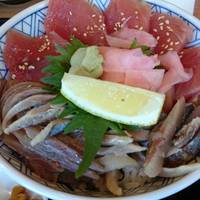 焙り秋刀魚と漬け鮪丼