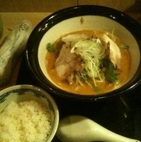 とんこつ担々麺