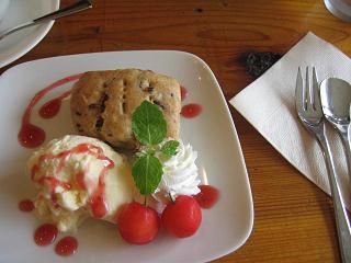 おからとあずきのスコ-ン